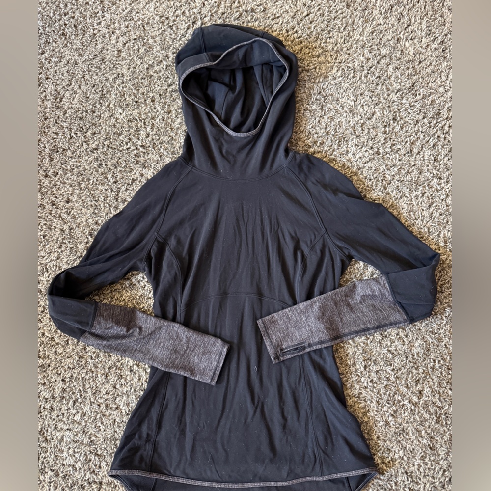 Lululemon Athletica Fitted Black and Gray Hoodie